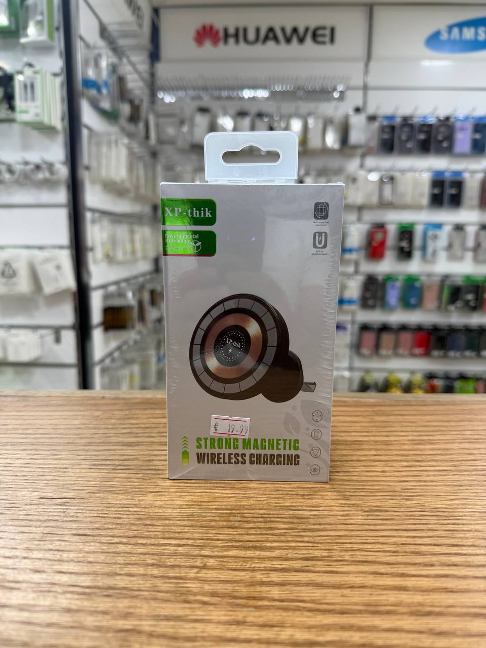 XP-thik Strong Magnetic Wireless Charging Car Holder